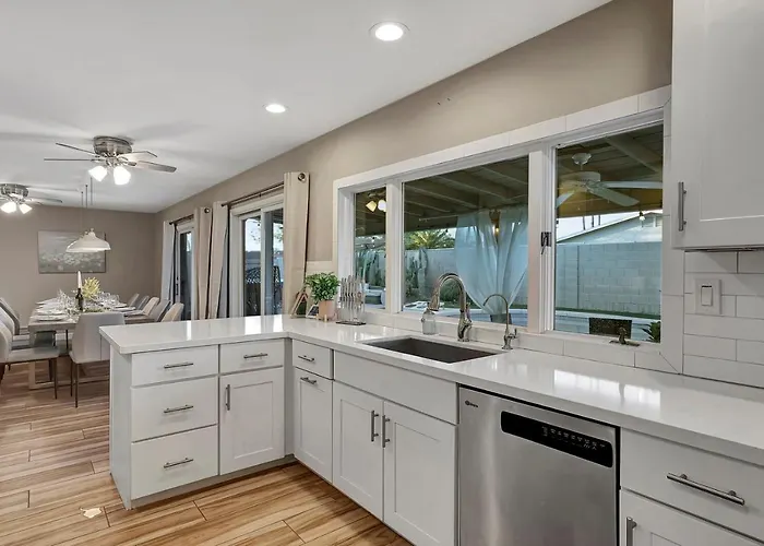 Designer Oasis - Private Pool & Insta Getaway Villa Scottsdale